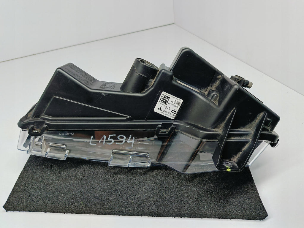 TESLA MODEL Y MY 20- HALOGEN DRL LEWY PRZECIWMGIELNY LED 1507932-10-C