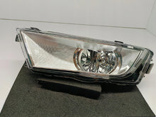 Załaduj zdjęcie do przeglądarki galerii, SKODA OCTAVIA III 13- REFLEKTOR HALOGEN PRZECIWMGŁOWY LEWY H8 TYC 19-12350