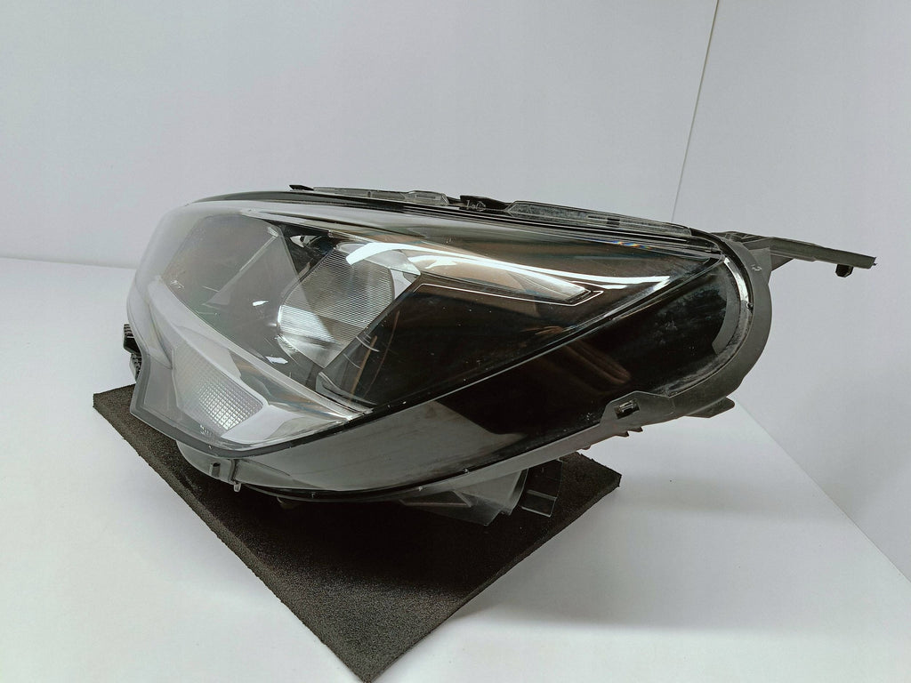 Opel Corsa F 19- SCHEINWERFER LINKS VORNE NORMAL H7 H15 EU 39162648