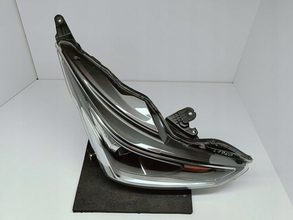 Toyota Aygo II B4 LIFT 18- SCHEINWERFER RECHTS VORNE LINSE+LED EU KOITO 0H-27