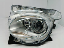 Laden Sie das Bild in den Galerie-Viewer, CITROEN C1 II 14- SCHEINWERFER LINKS NORMAL LINSE 81150-0H170