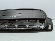 Laden Sie das Bild in den Galerie-Viewer, CITROEN C3 III 16- FRONTSCHÜRZE MITTLERER GITTER GRILL STOSSSTANGE VORNE 9812061877