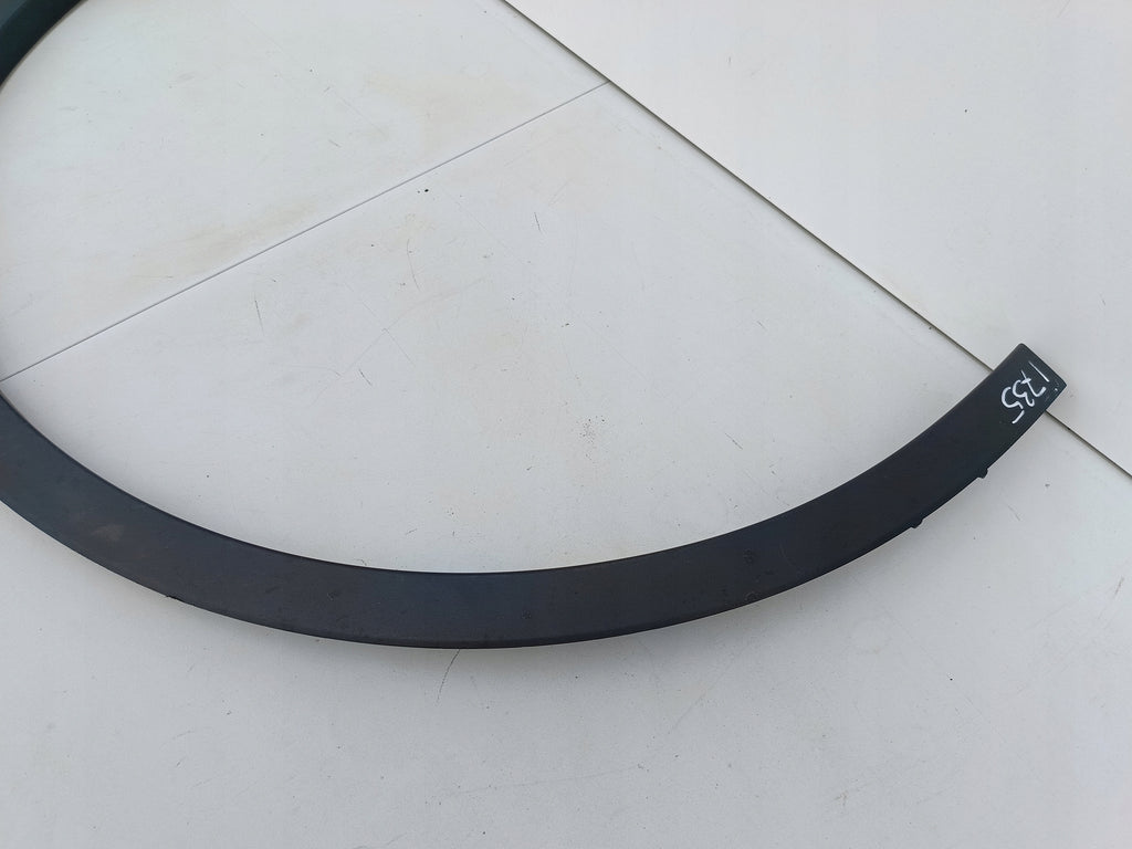 TESLA MODEL Y MJ 20- RADLAUFVERKLEIDUNG LEISTE VORNE LINKS 1658695-00-A