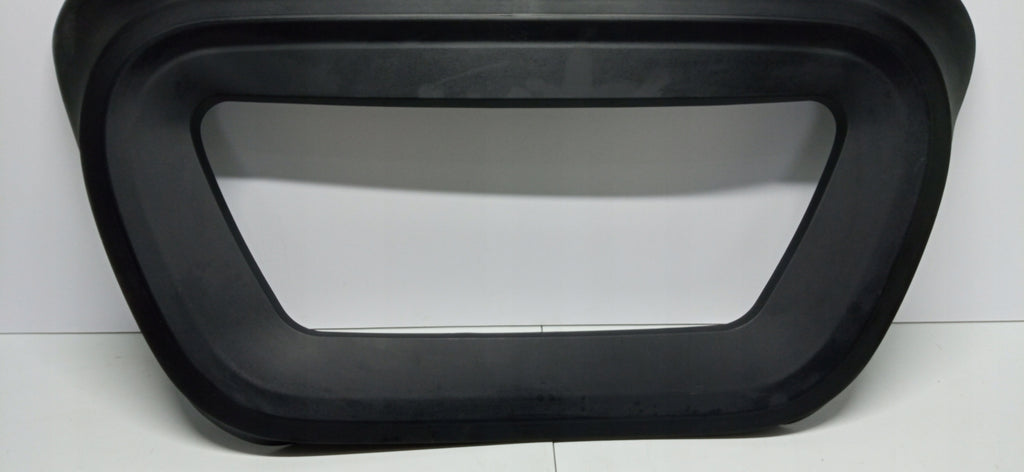 TESLA MODEL Y MY 20- USZCZELKA GUMA OSŁONA RAMKA MASKI 1494088-00-C