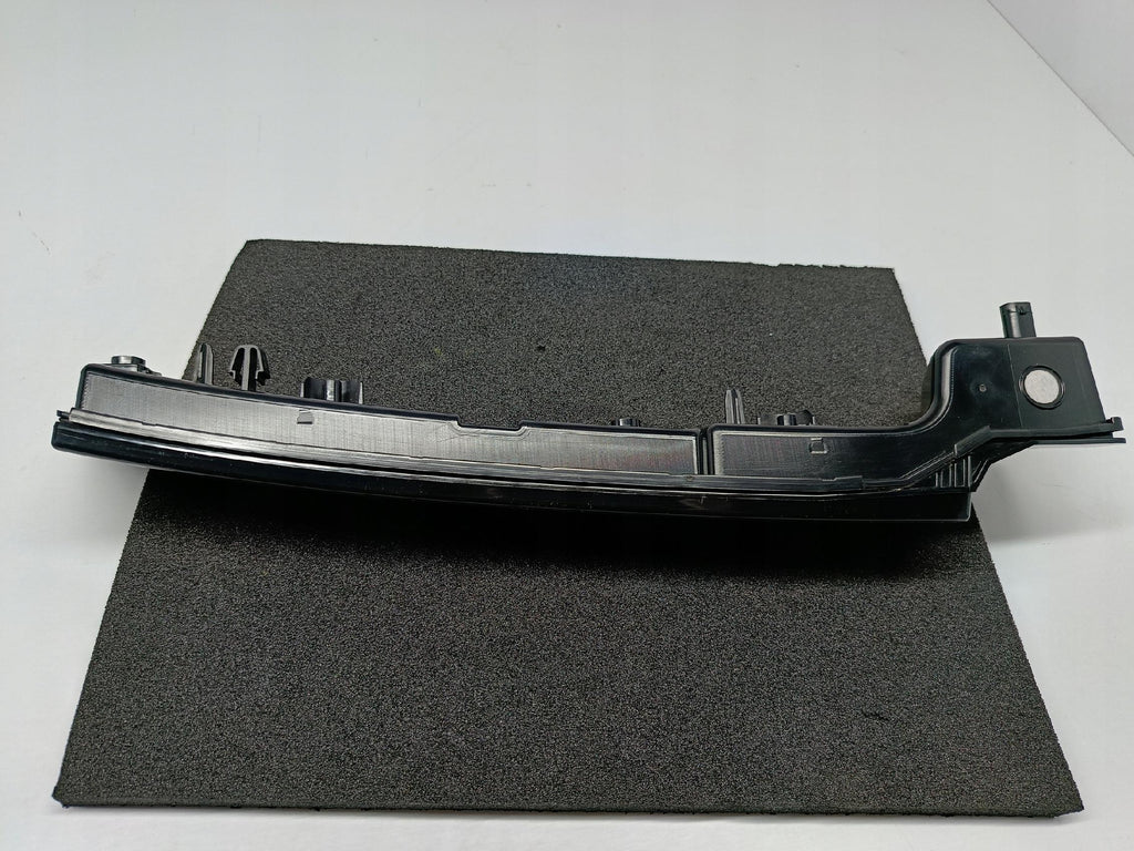 VOLKSWAGEN ID.4 ID4 19- LEUCHTE LEISTE LICHT TAGFAHRLICHT KÜHLERGRILL LINKS 11A941653