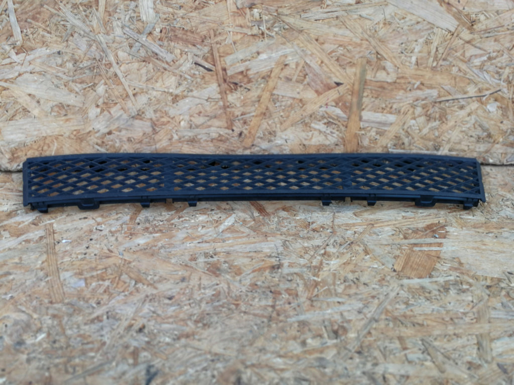BMW 5 F10 F11 09- ATRAPA KRATKA ŚRODKOWA GRILL ZDERZAKA PRZÓD 51117285950