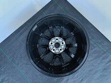 Load image into Gallery viewer, FELGA ALUMINIOWA TESLA MODEL 3 18''x8.5'' 5x114,3 ET40 1044221-00-C