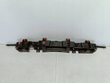 Laden Sie das Bild in den Galerie-Viewer, Opel Astra J IV 09- GLEITSTÜCK OBERER HALTER STÜTZE STOSSSTANGE VORNE 13264477