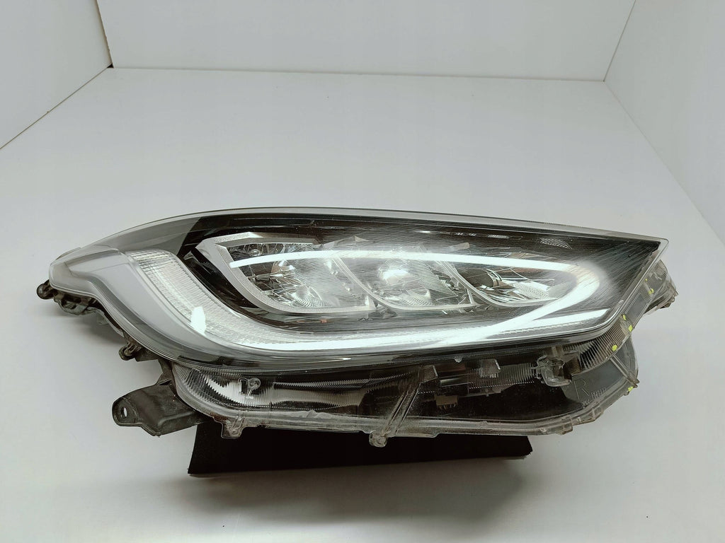 Toyota Yaris IV 4 XP21 19- SCHEINWERFER RECHTS VORNE VOLL-LED KOITO K0-8
