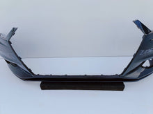 Laden Sie das Bild in den Galerie-Viewer, Audi A3 8V Limo Facelift 16- Stoßstange vorne ohne PDC Waschanlage 8V5807437P