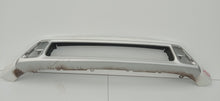 Laden Sie das Bild in den Galerie-Viewer, MITSUBISHI OUTLANDER III LIFT 18- SPOILER STOSSTANGENLEISTE VORNE 6405A27077