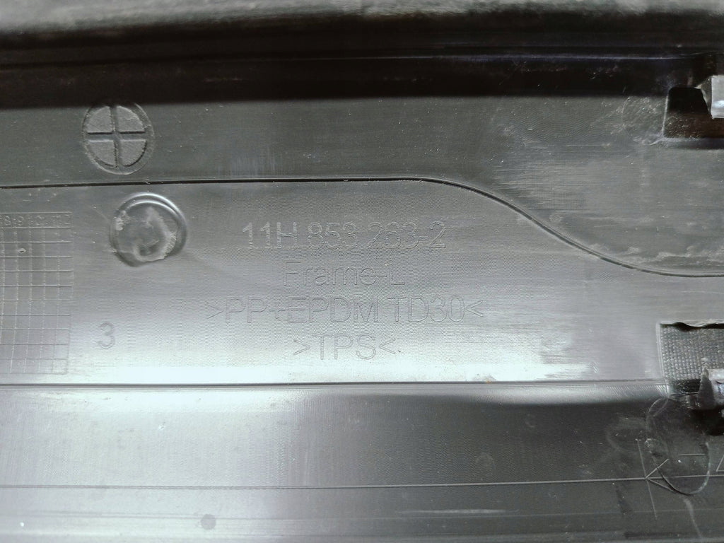 Cupra Tavascan EV 23- OSŁONA LISTWA NAKŁADKA SŁUPKA LEWA PRZÓD 11H853263A