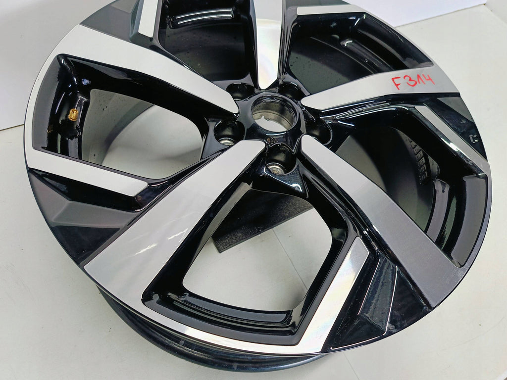 NISSAN QASHQAI X-TRAIL FELGA ALUMINIOWA 7.0''x19'' ET40 5x114.3 HV05B
