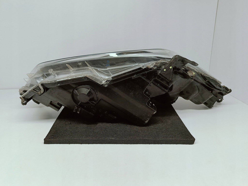 TOYOTA YARIS IV 4 19- LAMPA REFLEKTOR LEWY PRZÓD FULL LED KOITO K0-8 EU