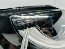 Laden Sie das Bild in den Galerie-Viewer, FIAT 500 E II EV ELEKTRISCH 20- SCHEINWERFER RECHTS VORNE VOLL-LED 00521400260