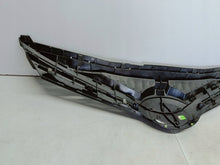 Load image into Gallery viewer, Toyota Avensis T27 LIFT 15- ATRAPA GRILL ZDERZAKA PRZEDNIEGO 53114-05120
