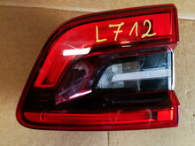 Laden Sie das Bild in den Galerie-Viewer, RENAULT KADJAR LIFT 17- HECKKLAPPENLEUCHTE LINKS HINTEN LED 265553530R