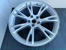 Load image into Gallery viewer, FELGA ALUMINIOWA TESLA MODEL X Y 18''x9.5'' ET45 5x114.3 1188222-00-C