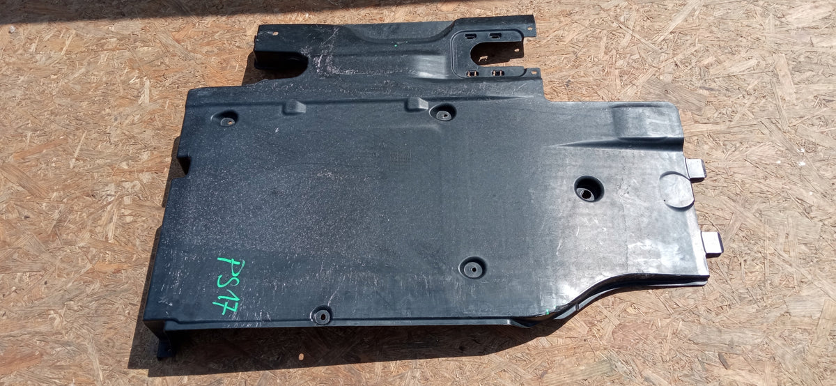 Passat B8 Superb III 15- Plate Protective Right Cover Podwozia 3Q0825102F — photo 5 of 8