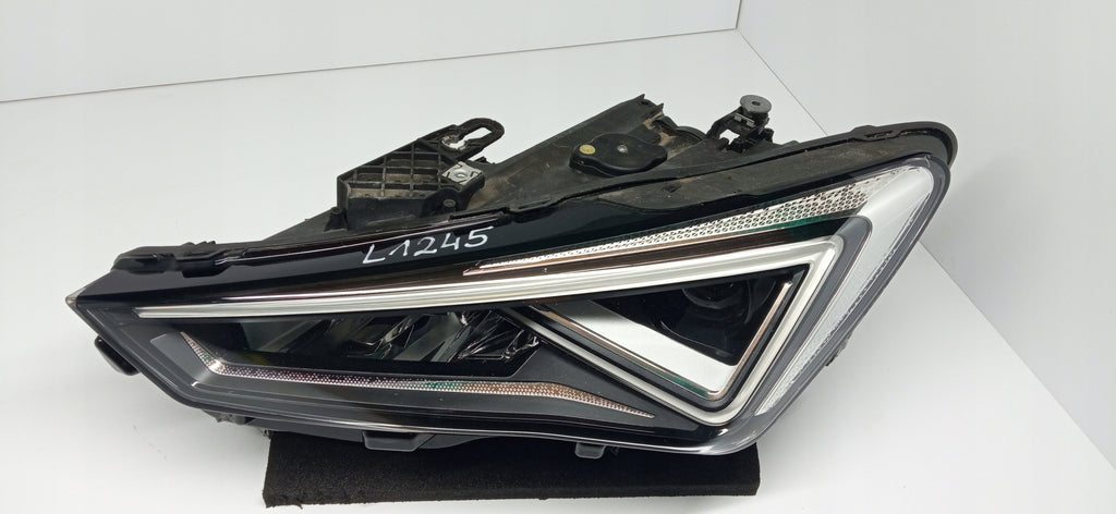 SEAT LEON IV 4 20- LAMPA LEWA PRZÓD PRZEDNIA FULL LED 5FB941007F