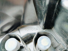 Załaduj zdjęcie do przeglądarki galerii, TOYOTA YARIS IV P21 20- LAMPA LEWY TYŁ LEWA TYLNA LED KOITO K0-12