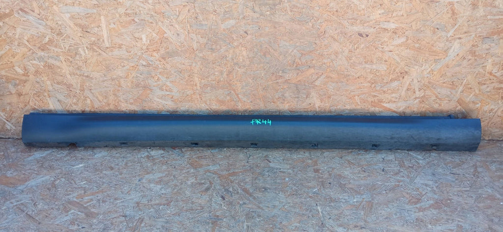 Citroen C3 Aircross 17- PRÓG PRAWY LISTWA NAKŁADKA PROGOWA PRAWA 13473613