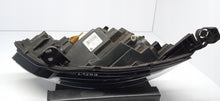 Laden Sie das Bild in den Galerie-Viewer, PEUGEOT 308 II T9 LIFT 17-LAMPA LEWA PRZÓD PRZEDNIA SOCZEWKA+LED 9816990680