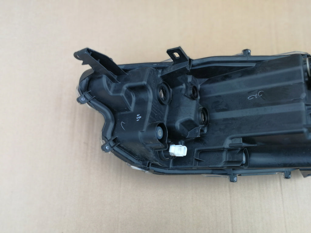 TOYOTA YARIS IV 4 19- SCHEINWERFER RECHTS VORNE LINSE KOITO K0-6 EU