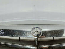 Załaduj zdjęcie do przeglądarki galerii, Mercedes-Benz C KLAS W204 07- ATRAPA GRILL ZDERZAKA PRZEDNIEGO A2048801283