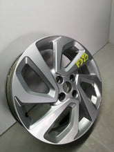 Załaduj zdjęcie do przeglądarki galerii, Toyota Aygo X FELGA ALUMINIOWA 17 CALI 17''X5'' ET40 4X100 OE CMS1210-7