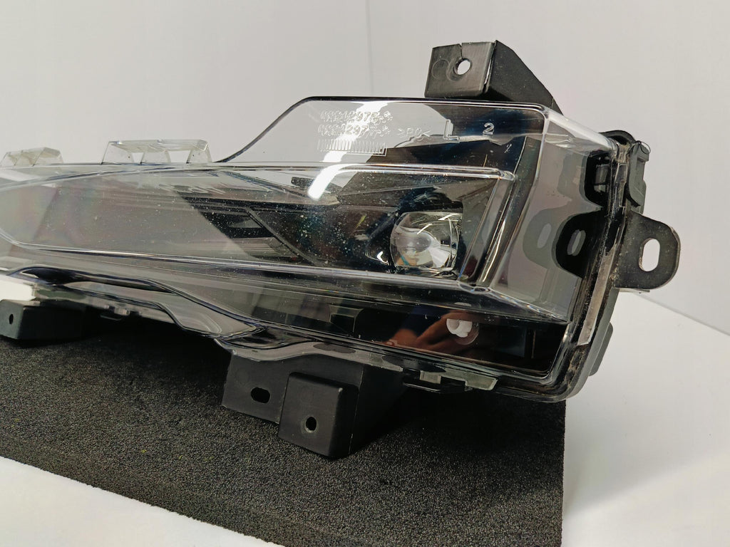 TESLA MODEL Y MY 20- HALOGEN DRL LEWY PRZECIWMGIELNY LED 1507932-10-C