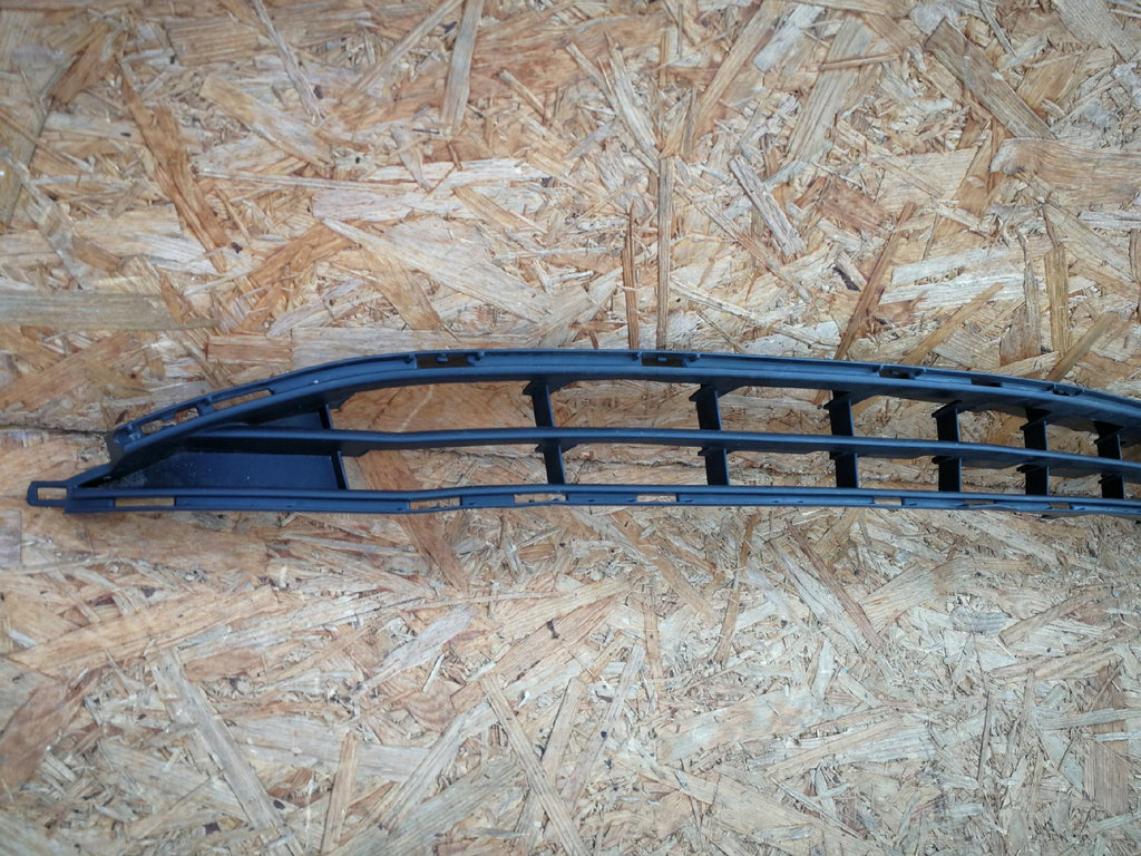 OPEL CORSA E 14- ATRAPA KRATKA DOLNA GRILL ZDERZAKA PRZÓD 13432002