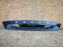 Load image into Gallery viewer, VOLVO V40 XC40 12- BLENDA LISTWA KLAPY BAGAŻNIKA TYŁ 31301301