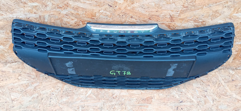 PEUGEOT 208 I 12- KÜHLERGRILL STOSSSTANGE VORNE 9672794377