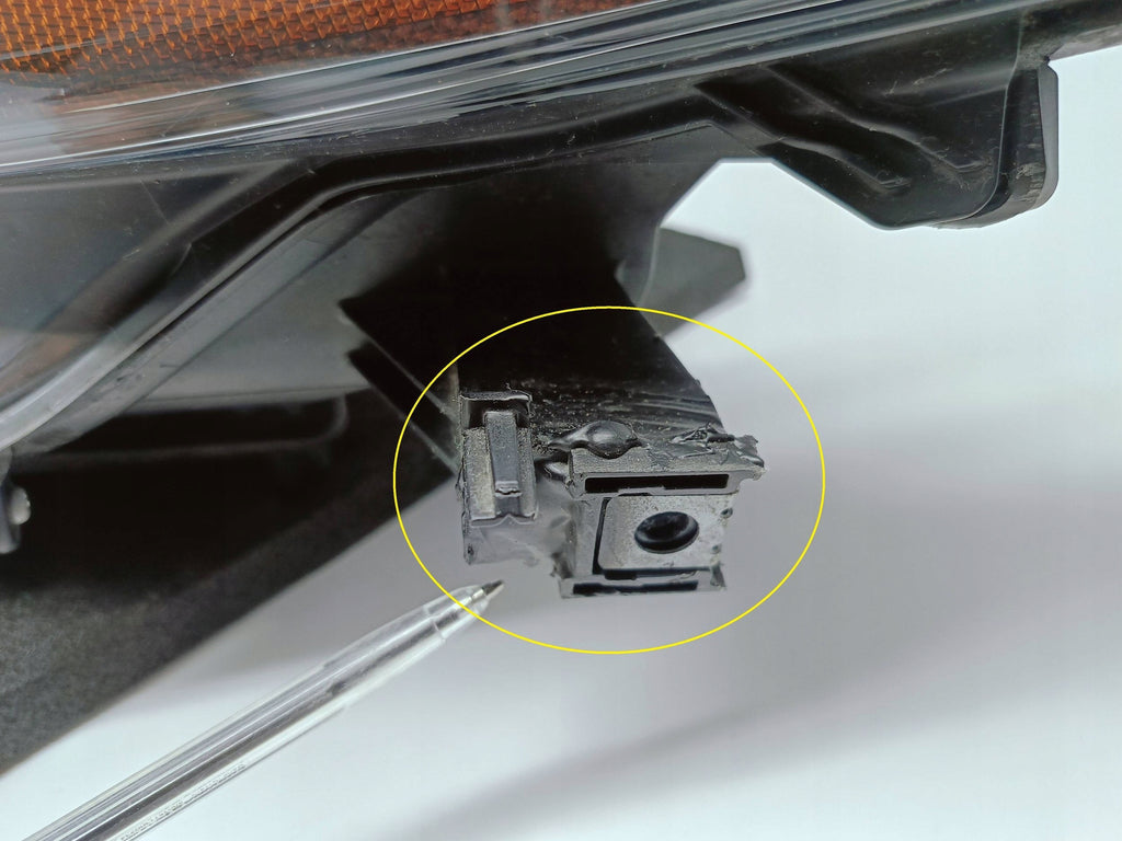 Toyota Prius Prime II 17- SCHEINWERFER LINKS VORNE VOLL LED EU KOITO 47-92