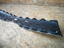 Laden Sie das Bild in den Galerie-Viewer, KIA PICANTO III 17- KÜHLERGRILL STOSSFÄNGERGITTER VORNE 86351-G6000