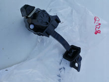 Load image into Gallery viewer, VOLKSWAGEN POLO V 09-13 OGRANICZNIK DRZWI TYŁ OE