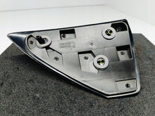 Load image into Gallery viewer, TESLA MODEL 3 M3 - ODBLASK REFLEKS LAMPY BŁOTNIKA PRAWY TYŁ 1109774-00-B