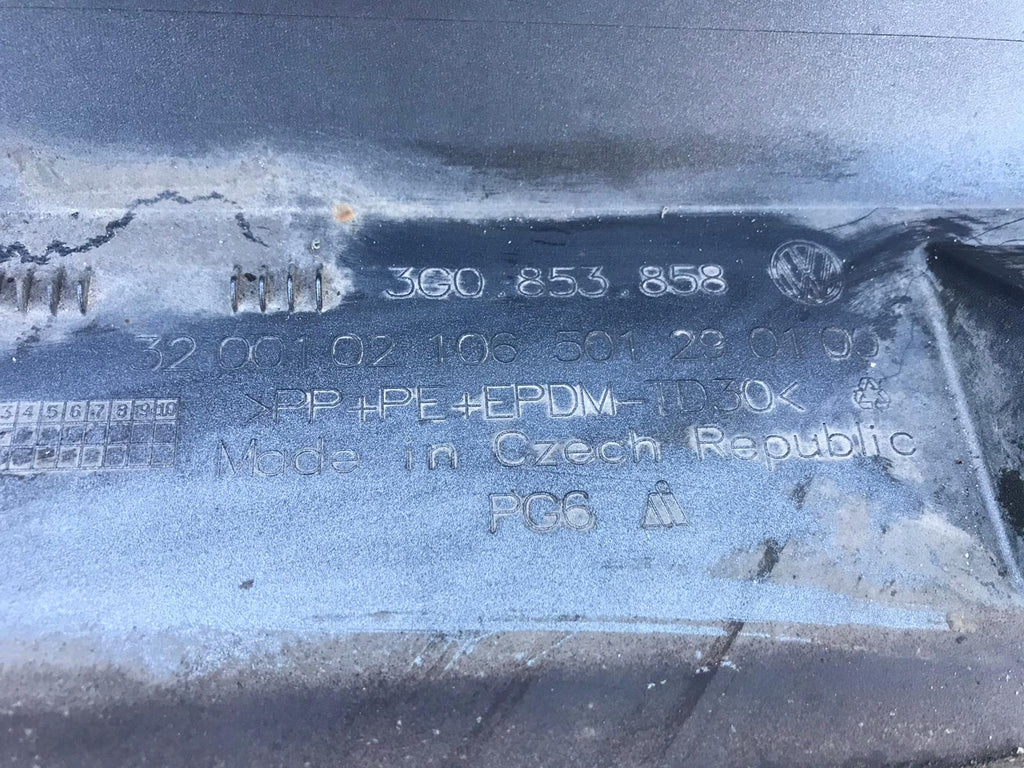 VW PASSAT B8 SCHWELLERLEISTE RECHTS