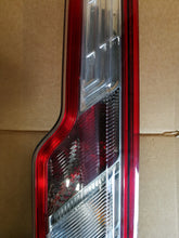 Załaduj zdjęcie do przeglądarki galerii, FORD TRANSIT CUSTOM 13- LAMPA PRAWA TYLNA PRAWY TYŁ BK2113404AJ