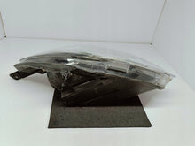 Laden Sie das Bild in den Galerie-Viewer, Ford Fiesta MK8 VIII 17- LAMPA PRAWA PRZÓD SOCZEWKA H7+LED H1BB-13W029-CE