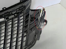 Laden Sie das Bild in den Galerie-Viewer, Peugeot 2008 II LIFT 23- KÜHLERGRILL STOSSSTANGE VORNE 9852657680