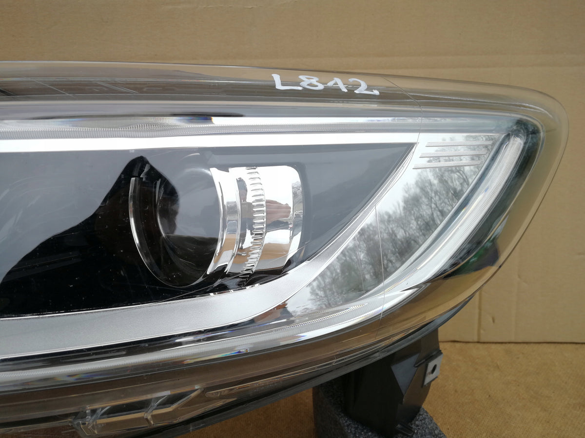 Renault Kadjar Lift 18- Feu Lentille Avant Gauche H7 + LED 260602051R — photo 4 sur 10