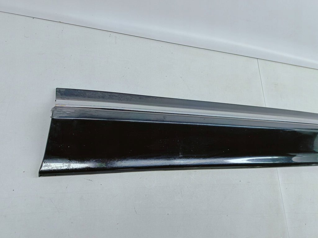 Volvo XC60 II 17- LISTWA DRZWI PRAWY PRZÓD PRZEDNIA CHROM 31440303