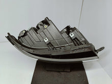 Laden Sie das Bild in den Galerie-Viewer, VW Transporter T6 Caravelle 15- SCHEINWERFER RECHTS NORMAL H4 EU 7E1941016AD