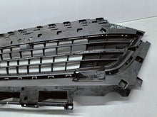Laden Sie das Bild in den Galerie-Viewer, VW Transporter Caravelle T7 23- KÜHLERGRILL STOSSFÄNGER VORNE S741-17E778-A