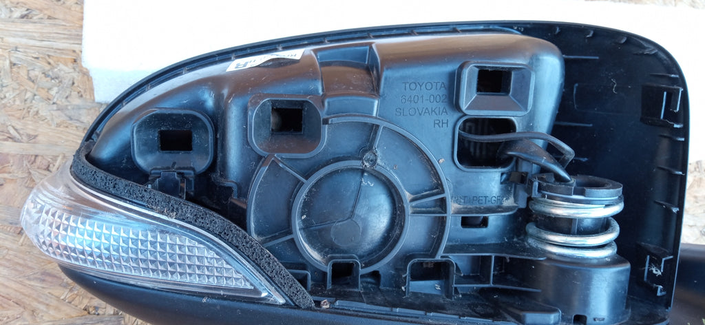 TOYOTA YARIS III 3 LIFT 14- LUSTERKO PRAWE 7 PIN 6401-002 RH