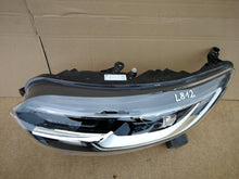 Laden Sie das Bild in den Galerie-Viewer, RENAULT KADJAR LIFT 18- SCHEINWERFER LINKS LINSE H7 + LED 260602051R