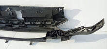 Laden Sie das Bild in den Galerie-Viewer, OPEL CORSA F 19- OBERE STOSSSTANGENVERSTÄRKUNG TRÄGER GRILL 9829535680