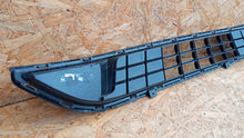 Załaduj zdjęcie do przeglądarki galerii, HYUNDAI I10 III 19- ATRAPA KRATKA ŚRODKOWA GRILL